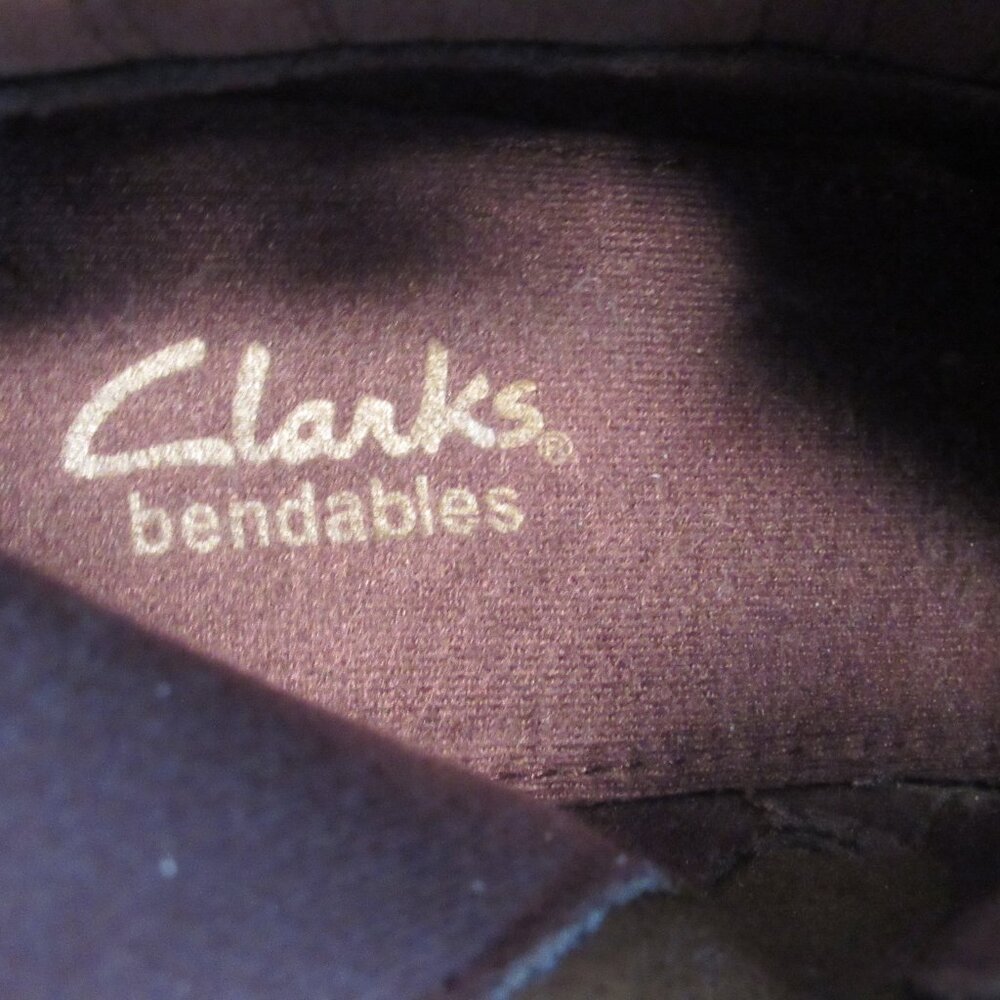 Clarks Bendables Dark Brown Side Zip Heeled Ankle Boots Size 8M - Picture 10 of 11